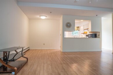 40 Wolf Rd unit 14, Lebanon, NH 03766 - photo 7