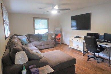 1458 Alpine Dr, Columbus, OH 43229 - photo 5