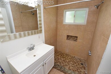 8231 N Vassar Rd, Mount Morris, MI 48458 - photo 6