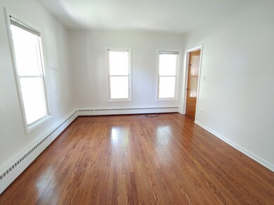 1422 Oakwood Ave unit 2, Des Plaines, IL 60016 - photo 7