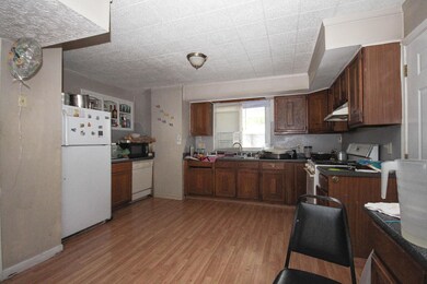 772 Martha Ln, Columbus, OH 43213 - photo 4