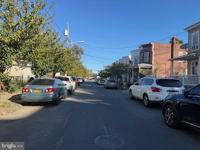 32 N 25th St, Camden, NJ 08105 - photo 2