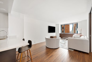 Zeckendorf Towers unit U9C, New York, NY 10003 - photo 4