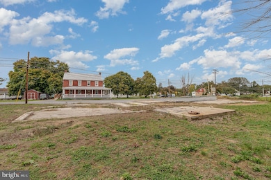 401-403 W Main St, Walnut Bottom, PA 17266 - photo 3