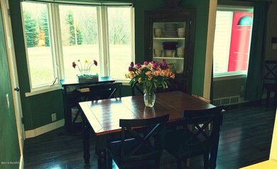 10671 Paw Dr, Zeeland, MI 49464 - photo 3