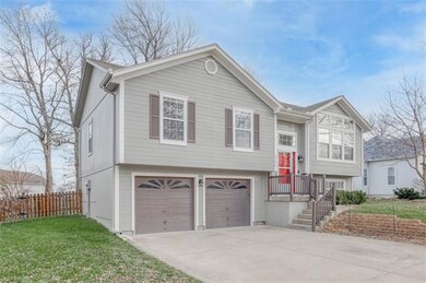 315 S Monroe St, Raymore, MO 64083 - photo 2