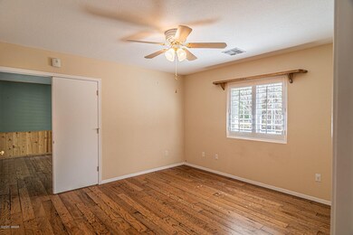 4th bedroom-study