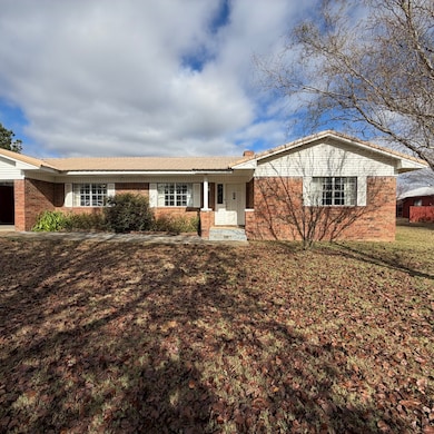 402 NW Lincoln Rd, Idabel, OK 74745 - photo 3