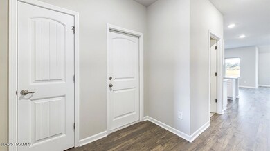 100 Lake Oak Dr, Lafayette, LA 70507 - photo 2