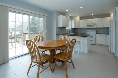 8912 Hathaway-107