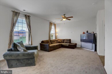 722 Bristol Dr, Greencastle, PA 17225 - photo 6