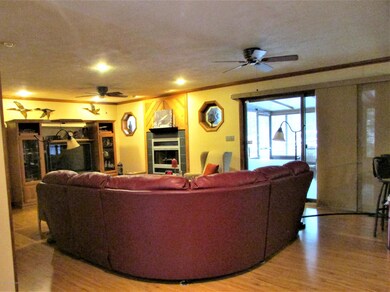 215 Shingle Mill Dr, Drums, PA 18222 - photo 4