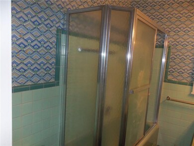 Master shower