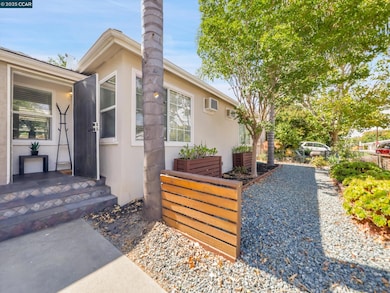 2860 Laguna St, Concord, CA 94518 - photo 5