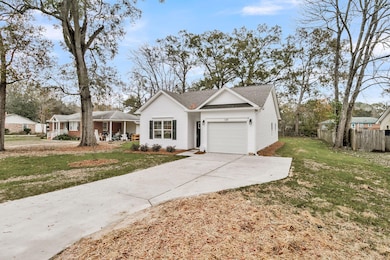 139 Cannon Ave, Goose Creek, SC 29445 - photo 2