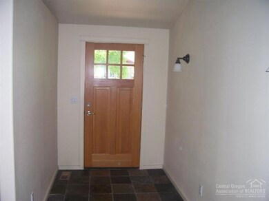 1643 NW Hickory Place, Redmond, OR 97756 - photo 7