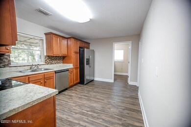 4504 Anvers Blvd, Jacksonville, FL 32210 - photo 6