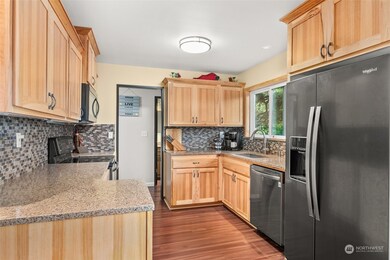 511 S 5th St, Toledo, WA 98591 - photo 5