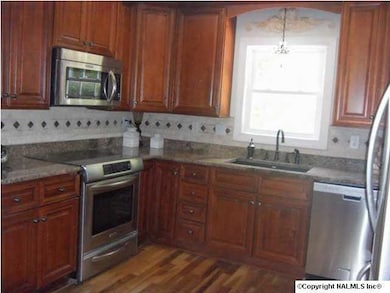 2892 Green Mountain Rd SE, Huntsville, AL 35803 - photo 4