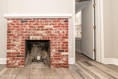 2.5 Fireplace