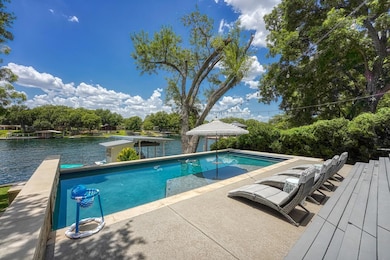 1304 S Lakeside Dr, Burnet, TX 78611 - photo 2