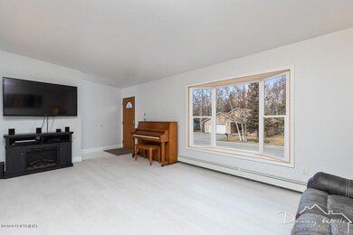 Living Room-20200501-5800
