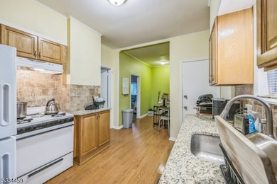 20 Maple Ave, Springfield, NJ 07081 - photo 6