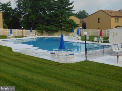 220 James Ct unit 220, Marlton, NJ 08053 - photo 2