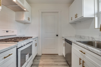 6215 Misty Wood Dr, Dallas, TX 75217 - photo 7