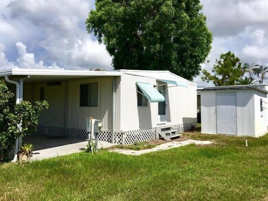 7323 44th Terrace N unit 698, West Palm Beach, FL 33404 - photo 2