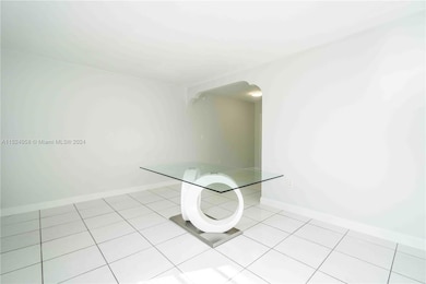 7829 Carlyle Ave unit 6, Miami Beach, FL 33141 - photo 4