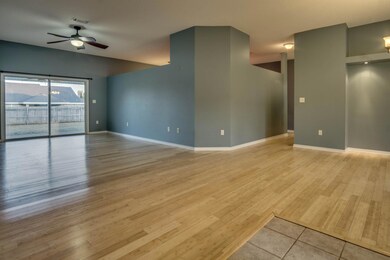 formal living/formal dining
