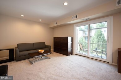 Rockford Tower Condominiums unit J027, Wilmington, DE 19806 - photo 4