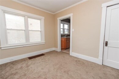 Dining room - fresh paint & carpet