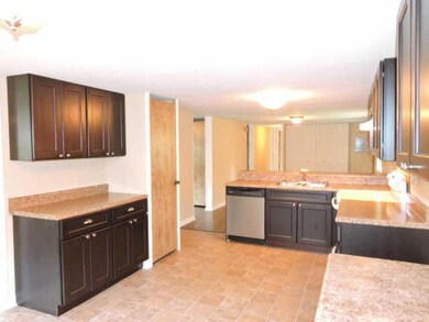 189 Walker St, Manchester, TN 37355 - photo 6