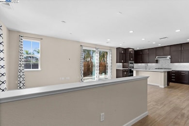 4384 Lennox Ln, Tracy, CA 95377 - photo 7