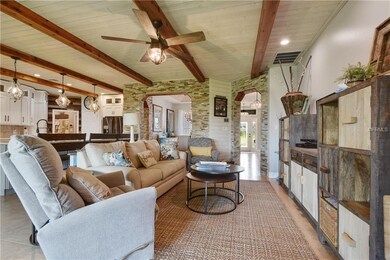 LIVING AREA.