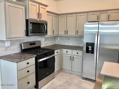 ELD34 Kitchen A Esther Mabry