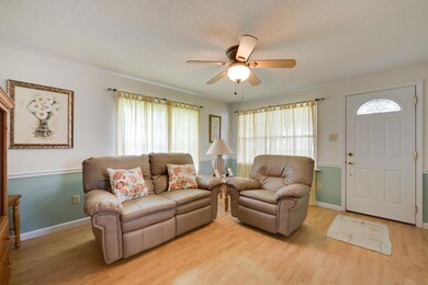96 Harmon Drive N 13