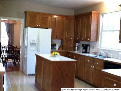2137 Oakdale Dr, Baton Rouge, LA 70810 - photo 6