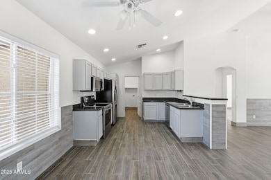 10135 W Arvada Dr, Arizona City, AZ 85123 - photo 6