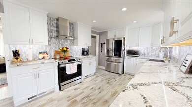 8 Campeau St, Woonsocket, RI 02895 - photo 6