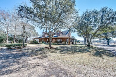 13319 Colony Rd, Needville, TX 77461 - photo 3