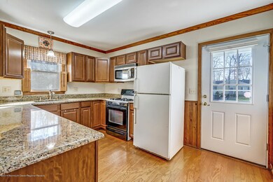 31 Frank Applegate Rd Jackson-large-021-