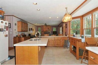 24 Bedford St, Burlington, MA 01803 - photo 6