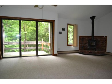 327 Old Quechee Rd unit B, Hartford, VT 05001 - photo 2