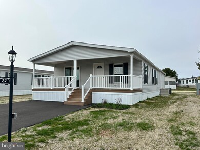 37 Evergreen Aly, Palmyra, PA 17078 - photo 3