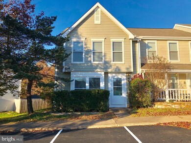 22405 Stablehouse Dr, Sterling, VA 20164 - photo 2