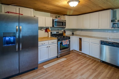 712 S Lagrave St, Paw Paw, MI 49079 - photo 6