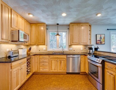 67 Allen Rd, Tewksbury, MA 01876 - photo 4